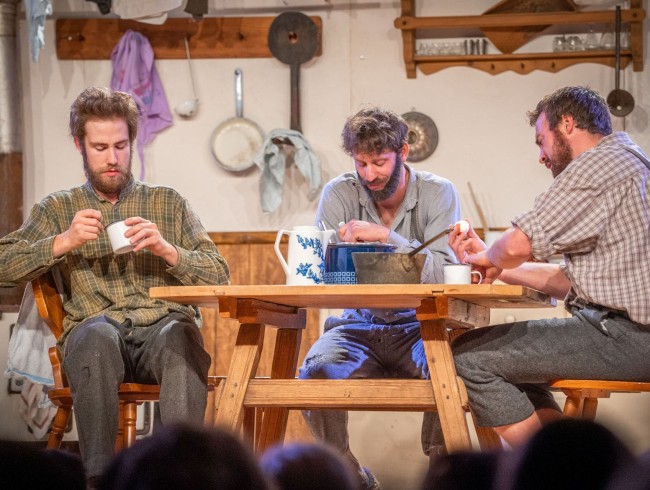 Auff&uuml;hrung 2025: Die drei Eisb&auml;ren