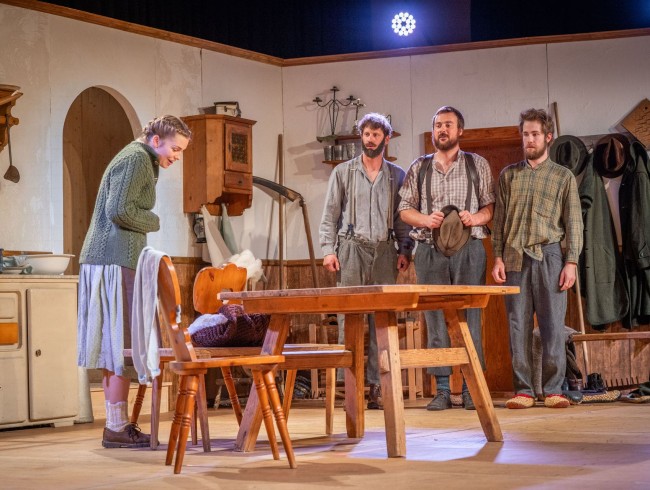 Auff&uuml;hrung 2025: Die drei Eisb&auml;ren