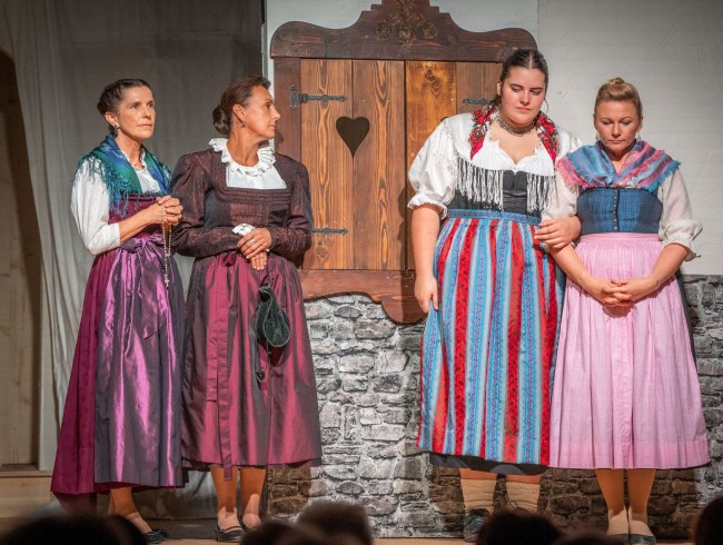 Auff&uuml;hrung 2025: Die drei Eisb&auml;ren